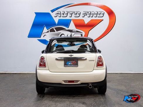 Used 2013 MINI Cooper Hardtop image 4