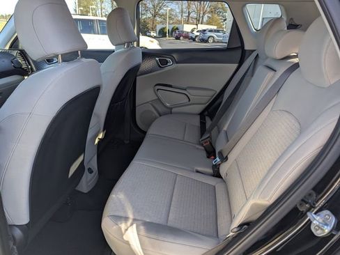 Used 2020 Kia Soul EX image 9