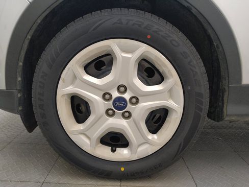 Used 2019 Ford Escape S FWD image 31