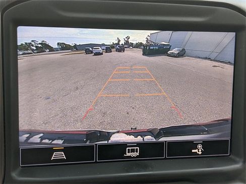 Used 2021 GMC Sierra 1500 AT4 w/ AT4 Value Package image 31