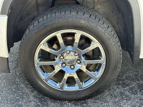 Used 2018 GMC Sierra 1500 Denali AWD/4WD image 9