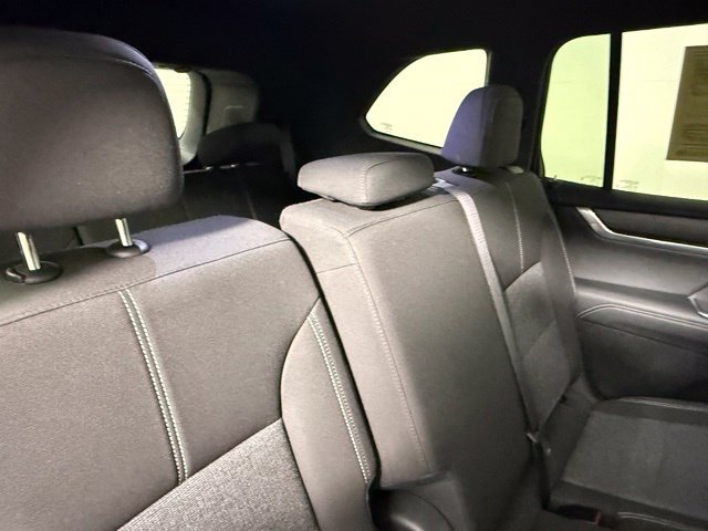 Used 2025 GMC Acadia Elevation FWD image 52