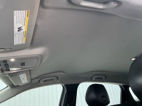 Used 2014 Chevrolet Impala LT w/ Convenience Package image 36