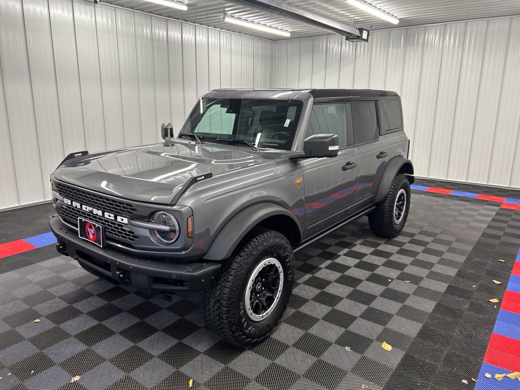 Used 2025 Ford Bronco Badlands AWD/4WD image 8