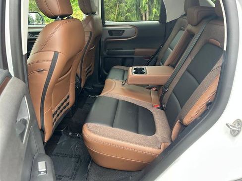 Certified 2025 Ford Bronco Sport Outer Banks AWD/4WD image 9