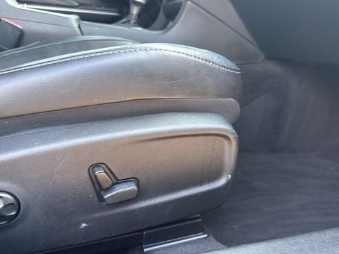 Used 2019 Dodge Charger SXT w/ Leather Interior Group RWD image 20