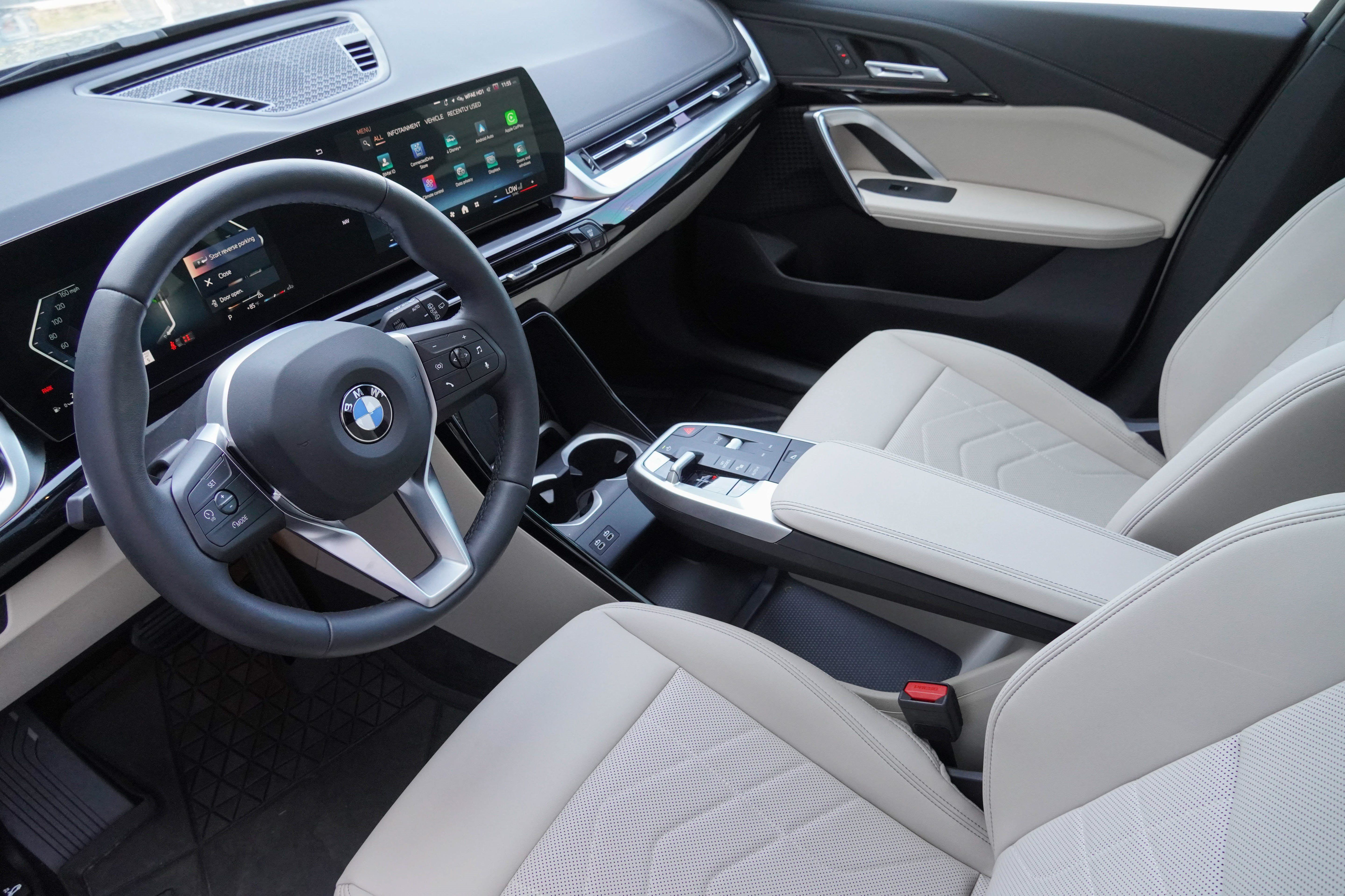 Certified 2025 BMW X1 xDrive28i w/ Convenience Package AWD/4WD image 6
