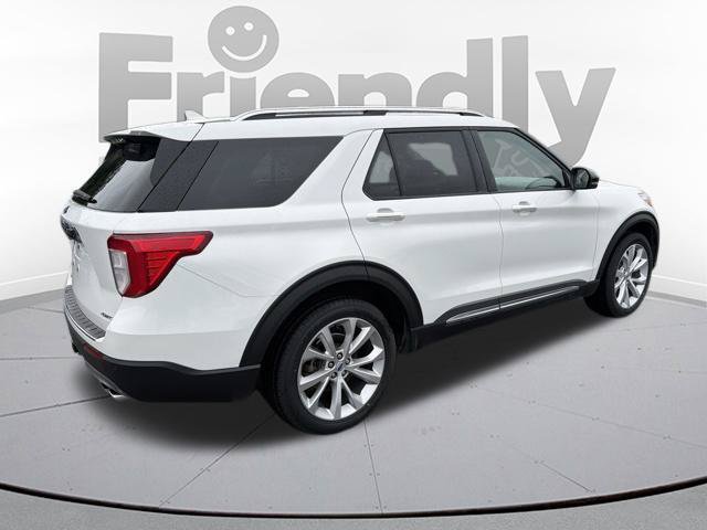 Used 2024 Ford Explorer Platinum w/ Technology Package AWD/4WD image 8
