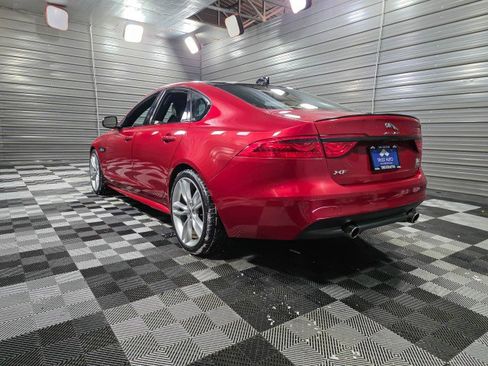 Used 2017 Jaguar XF R-Sport image 7