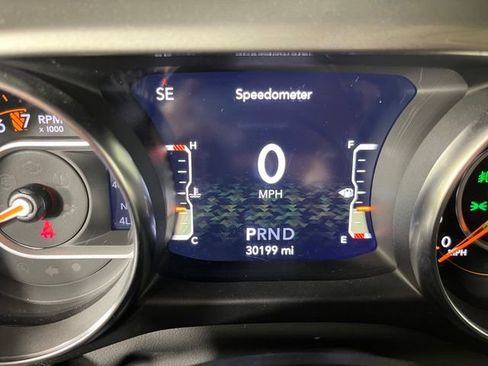 Used 2022 Jeep Wrangler Unlimited Sahara w/ Cold Weather Group image 22