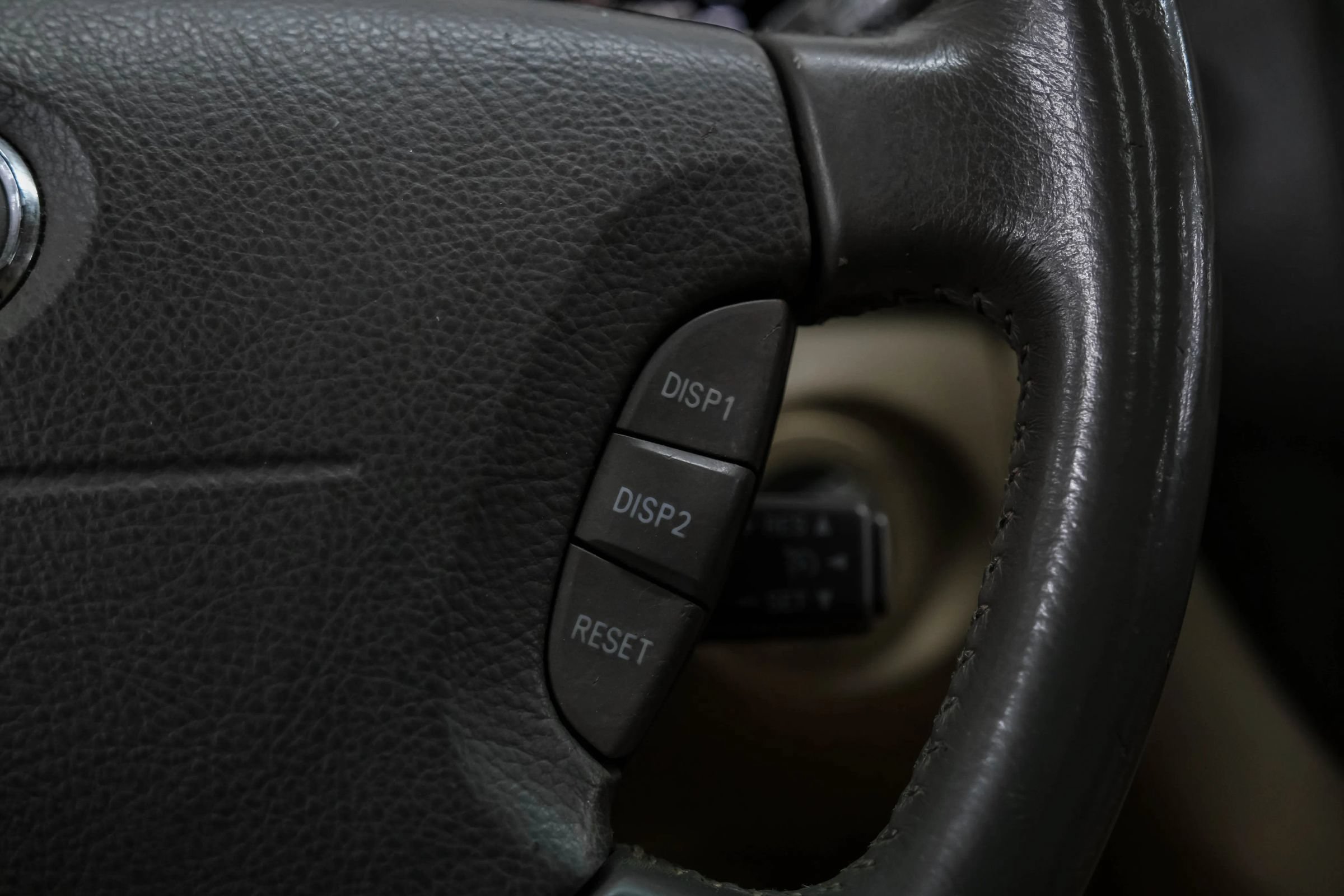 Used 2006 Lexus LS 430 w/ Modern Luxury Pkg RWD image 18