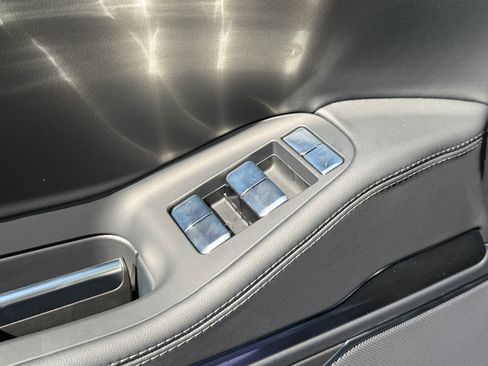 New 2026 Lincoln Navigator Premiere AWD/4WD image 32