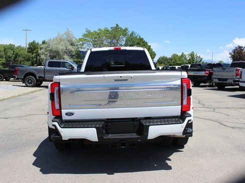 Used 2025 Ford F350 Platinum w/ Platinum Plus Package AWD/4WD image 5