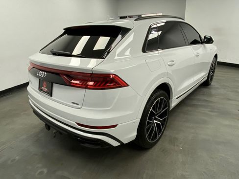 Used 2019 Audi Q8 Prestige AWD/4WD image 6
