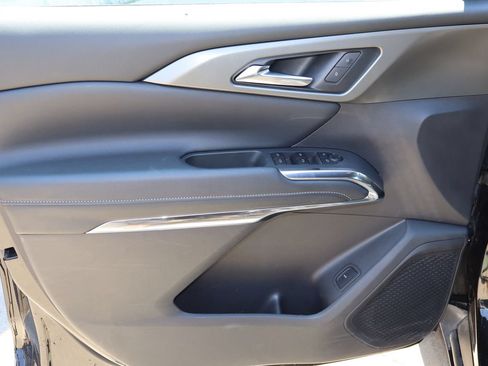 Used 2026 Chevrolet Traverse LT FWD image 20