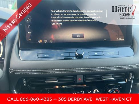 Certified 2025 Nissan Rogue SL image 44