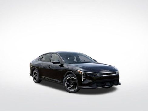 New 2026 Kia K4 EX FWD image 8
