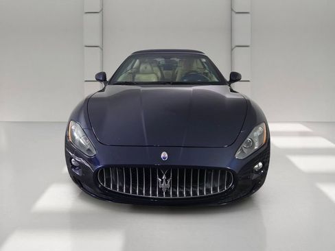 Used 2014 Maserati GranTurismo Convertible RWD image 3