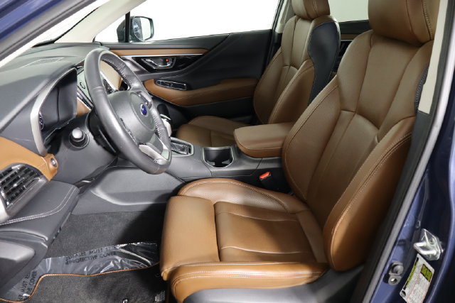 Used 2023 Subaru Outback Touring AWD/4WD image 13