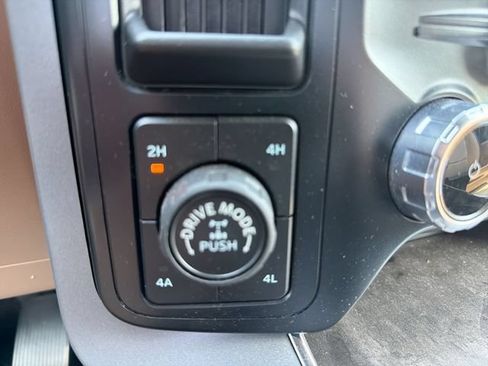 Used 2023 Ford F150 Lariat w/ Bed Utility Package AWD/4WD image 23