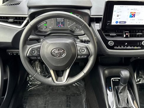 Used 2024 Toyota Corolla SE image 16
