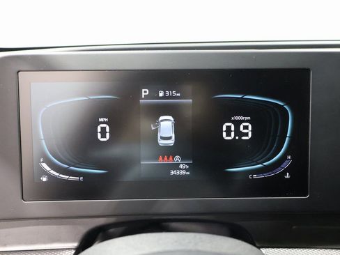 Used 2024 Kia Sportage LX image 39