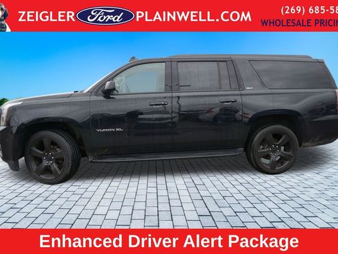 Used 2019 GMC Yukon XL SLT w/ Graphite Performance Edition image 2