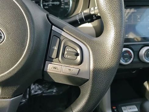 Used 2017 Subaru Forester 2.5i Premium image 15