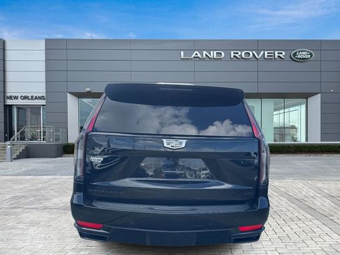 Used 2024 Cadillac Escalade Sport Platinum w/ LPO, ONYX Package image 7