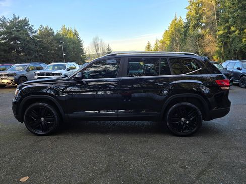 Used 2018 Volkswagen Atlas SE image 2