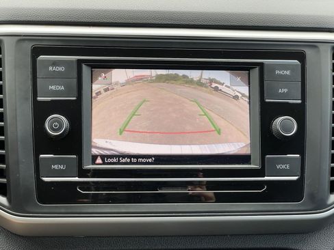 Used 2022 Volkswagen Atlas SE FWD image 24