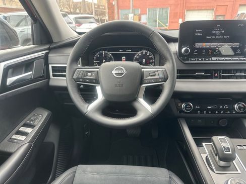 New 2026 Nissan Rogue SL AWD/4WD image 14