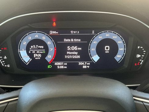 Used 2025 Audi Q3 2.0T Premium AWD/4WD image 27