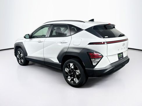 Used 2024 Hyundai Kona SEL AWD/4WD image 5