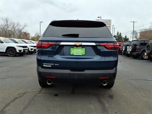 Used 2022 Chevrolet Traverse LS image 4