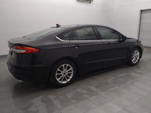 Used 2020 Ford Fusion SE image 10