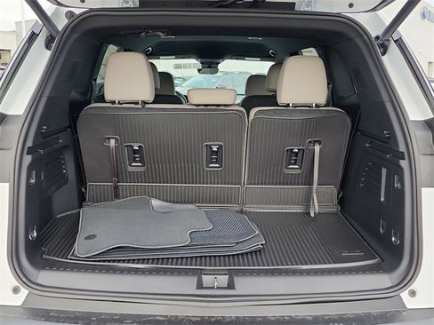 New 2026 GMC Acadia Elevation w/ Elevation Premium Package image 6