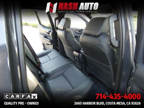 Used 2025 Toyota Tacoma Limited AWD/4WD image 30