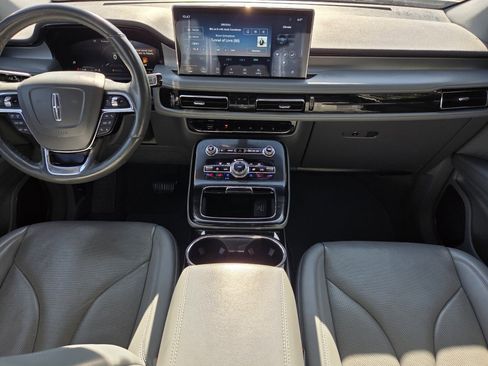 Used 2021 Lincoln Nautilus Reserve image 6