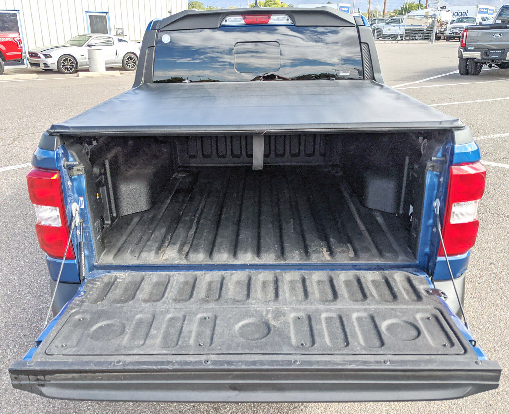 Certified 2024 Ford Maverick Lariat FWD image 17