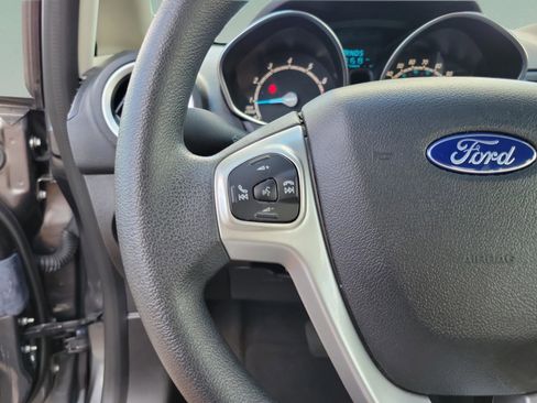 Certified 2019 Ford Fiesta SE image 12