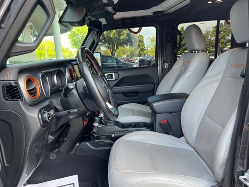 Used 2021 Jeep Gladiator Mojave AWD/4WD image 12