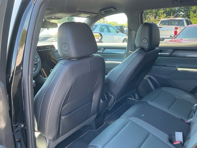 New 2027 GMC Terrain AT4 AWD/4WD image 13