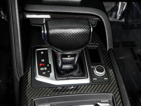 Used 2018 Audi R8 V10 AWD/4WD image 33
