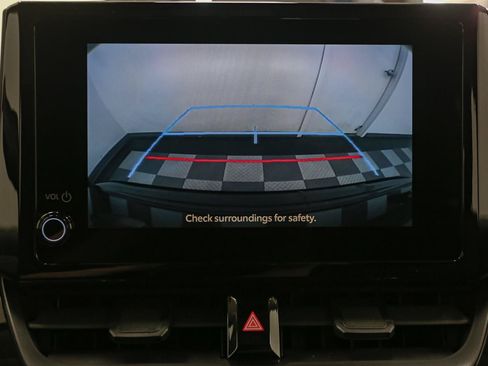 Used 2024 Toyota Corolla LE FWD image 27