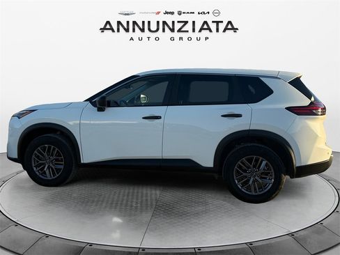 Certified 2024 Nissan Rogue S image 2