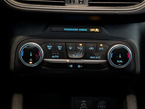 Certified 2025 Ford Escape Active FWD image 16