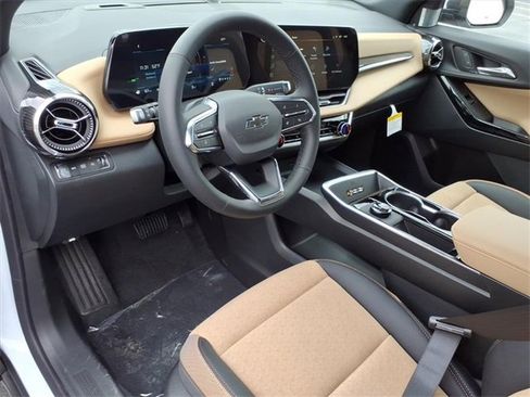 New 2026 Chevrolet Equinox ACTIV w/ Convenience Package III image 5