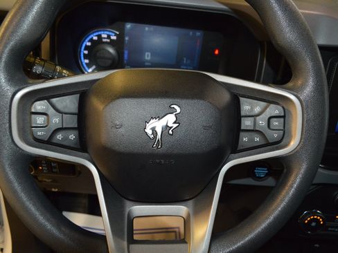 Used 2023 Ford Bronco 4-Door AWD/4WD image 18