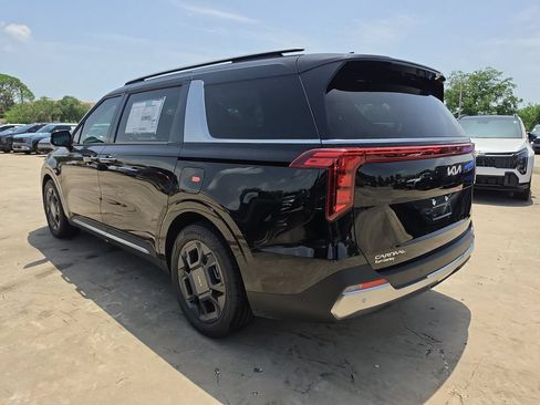 New 2026 Kia Carnival SX FWD image 6
